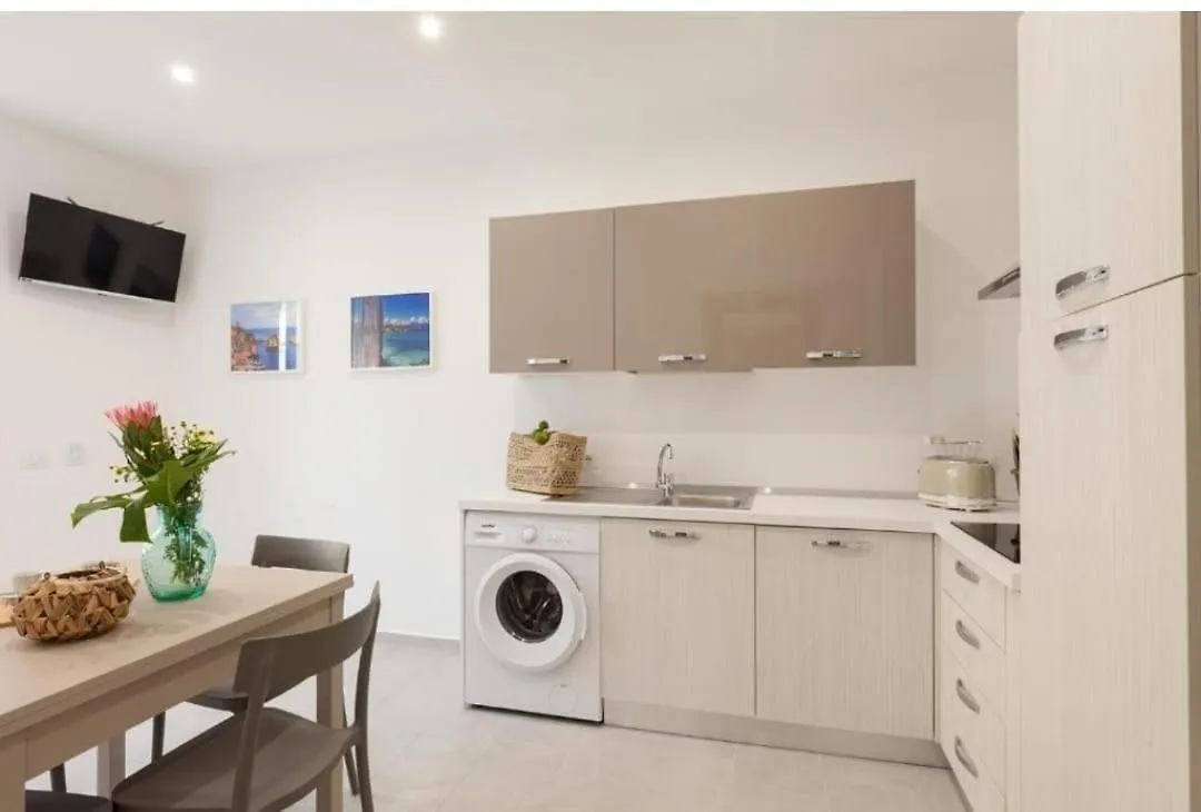 Apartment Holiday House Lady Terrasini